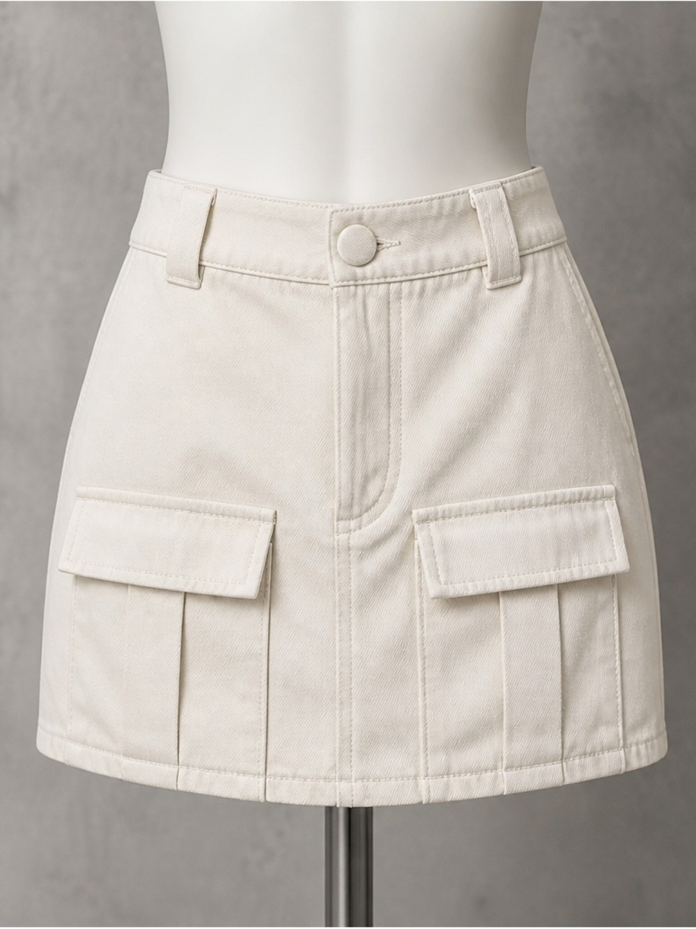 Women’s Cargo Pocket Mini skirt - Cream